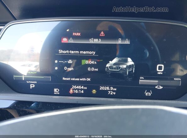 WA13AAGE5NB037150 2022 AUDI E-TRON Белый Вид задних сидений