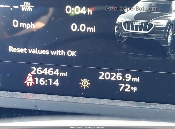 WA13AAGE5NB037150 2022 AUDI E-TRON Белый 