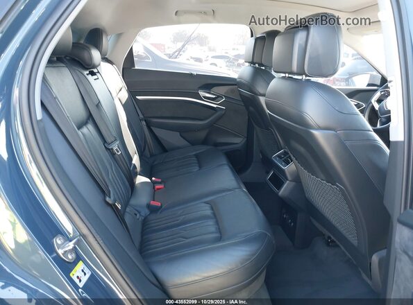 WA13AAGEXMB006460 2021 AUDI E-TRON Pewter Вид наклейки с VIN-кодом