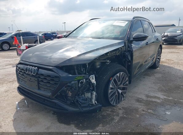 WA16AAGE6RB052016 2024 AUDI Q8 E-TRON Черный Вид спереди