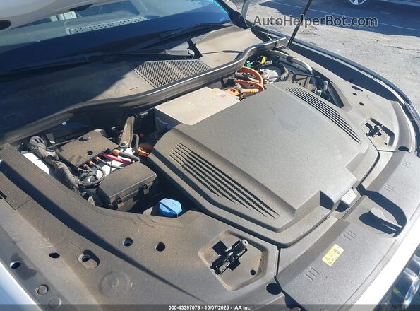 WA1AAAGE4MB022810 2021 AUDI E-TRON White Widok z tyłu