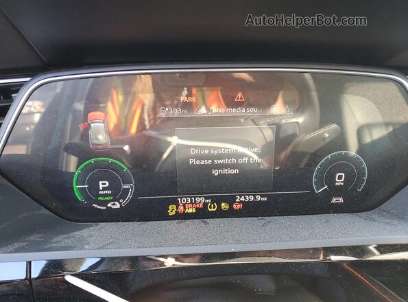 WA1AAAGE9MB005436 2021 AUDI E-TRON Gray Widok zestawu wskaźników