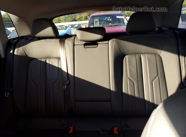 WA1AAAGE9MB005436 2021 AUDI E-TRON Gray Widok tylnych siedzeń