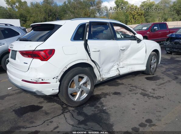 WA1AECF30K1078844 2019 AUDI Q3 White Trasero derecho
