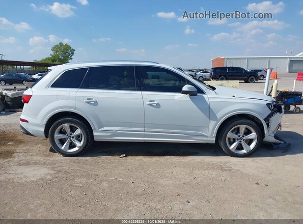 WA1AJAF71MD033559 2021 AUDI Q7 White Սալոնի հետևի տեսք
