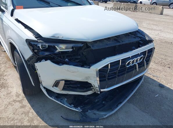 WA1AJAF71MD033559 2021 AUDI Q7 White Դիմացի տեսք