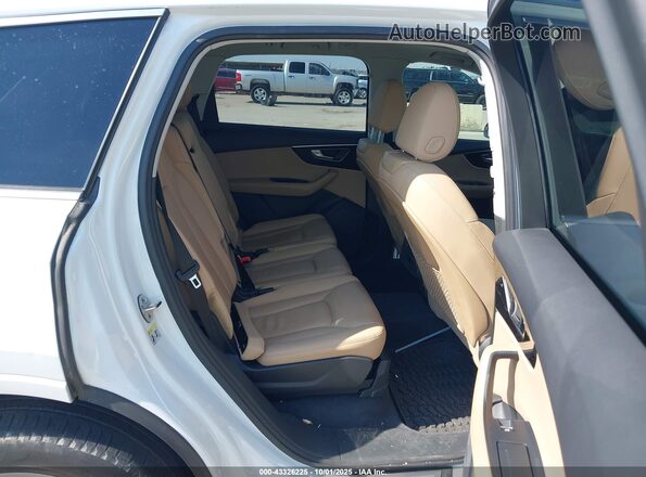 WA1AJAF71MD033559 2021 AUDI Q7 White VIN կոդի պիտակի տեսք