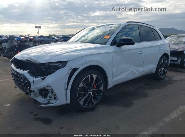 WA1B4AFY3M2044742 2021 AUDI SQ5 Белый Передняя левая четверть
