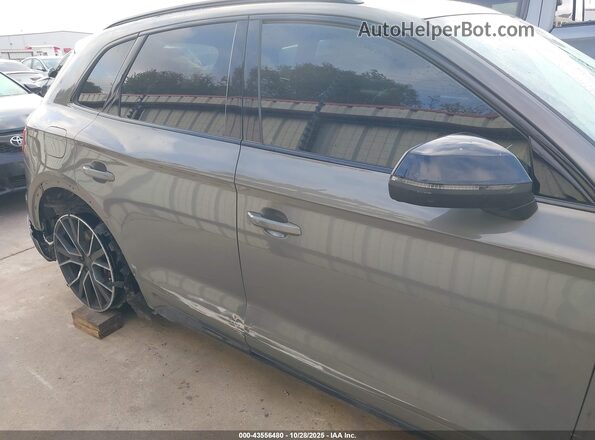 WA1B4AFY6P2022481 2023 AUDI SQ5 Gray Widok z przodu