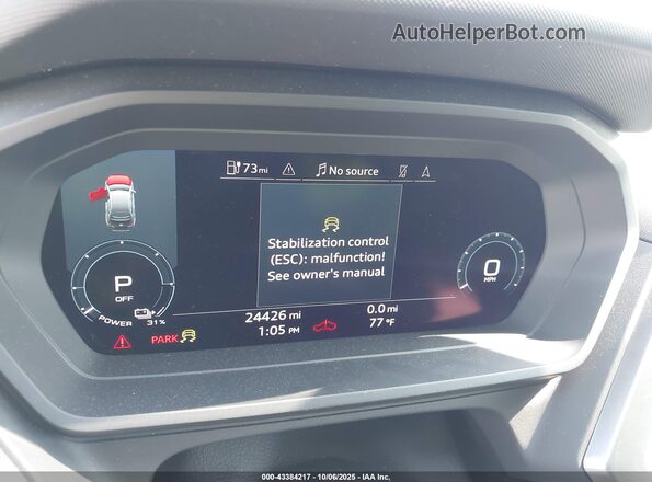 WA1BCBFZ8PP028061 2023 AUDI Q4 Белый Вид задних сидений