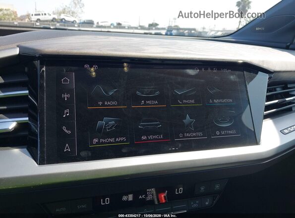 WA1BCBFZ8PP028061 2023 AUDI Q4 Белый 
