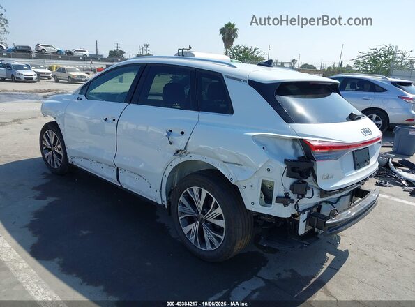 WA1BCBFZ8PP028061 2023 AUDI Q4 Белый Задняя левая четверть
