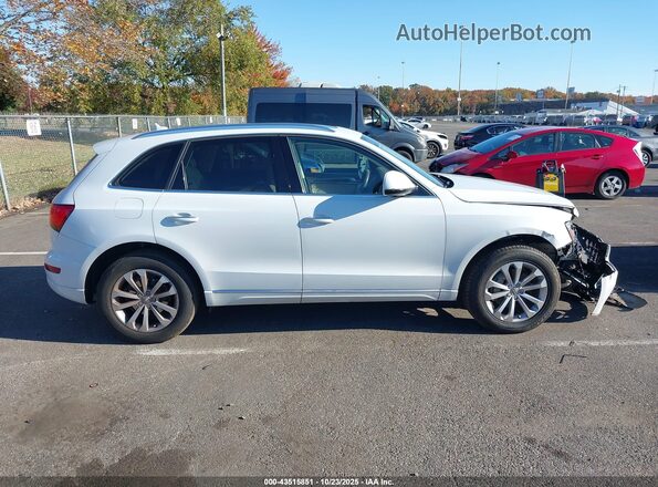 WA1C2AFPXGA010034 2016 AUDI Q5 White უკანა სალონის ხედი