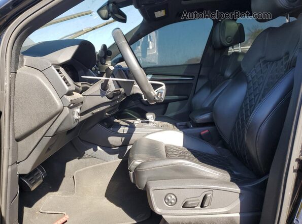 WA1C4AFY7J2218652 2018 AUDI SQ5 Black Widok wnętrza z przodu