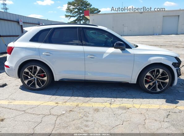 WA1C4AFY7M2010727 2021 AUDI SQ5 White Widok wnętrza 360 stopni