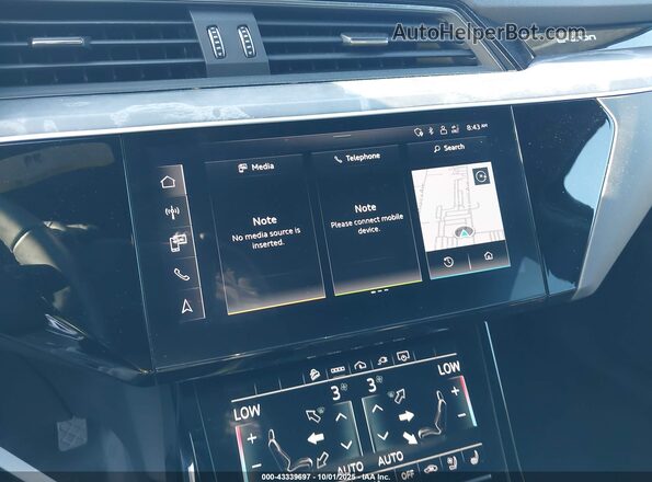 WA1CAAGE3RB063395 2024 AUDI Q8 E-TRON Серый 
