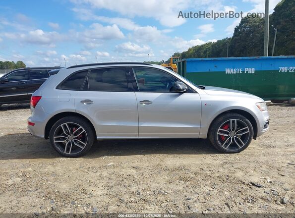 WA1CCAFP9HA087315 2017 AUDI SQ5 Silver Widok wnętrza z tyłu
