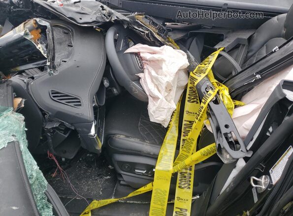 WA1CWBF10PD034136 2023 AUDI SQ8 Black Front interior view