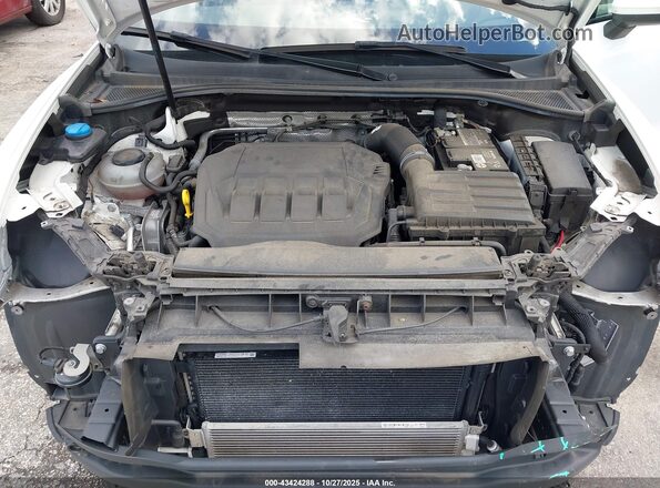 WA1DECF31M1051197 2021 AUDI Q3 White Հետևի տեսք