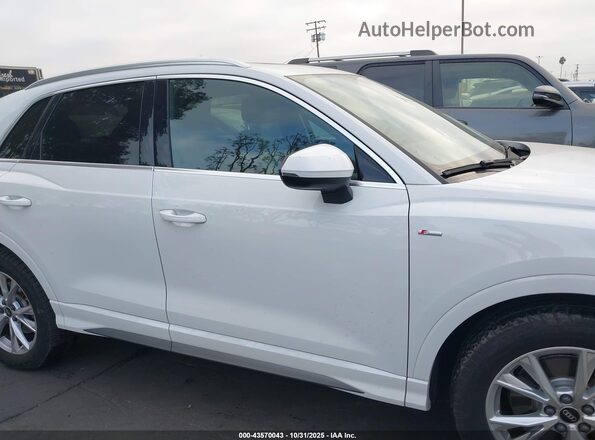 WA1DECF35P1103399 2023 AUDI Q3 White სალონის 360-გრადუსიანი ხედი