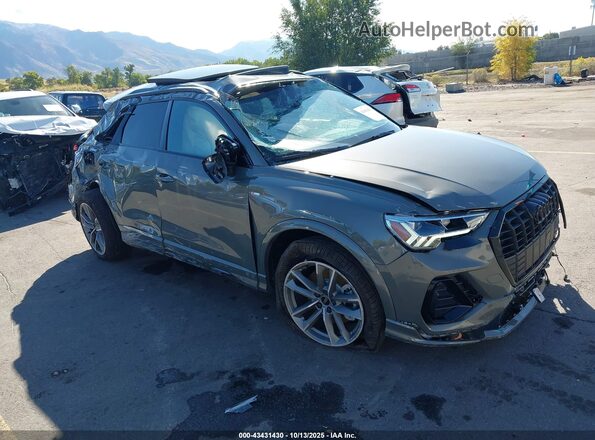 WA1DECF35S1072633 2025 AUDI Q3 Green Front right