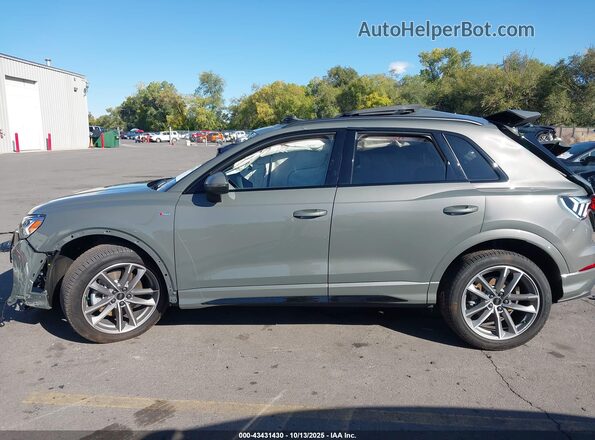 WA1DECF35S1072633 2025 AUDI Q3 Green 360 interior view