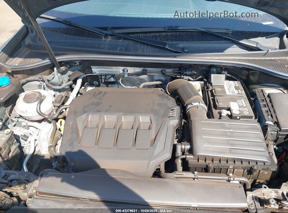 WA1EECF30M1100636 2021 AUDI Q3 Gray Հետևի տեսք