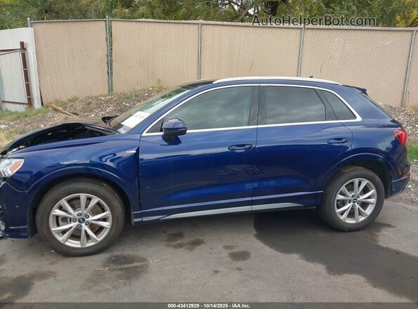 WA1EECF32M1102002 2021 AUDI Q3 Dark Blue 360 interior view