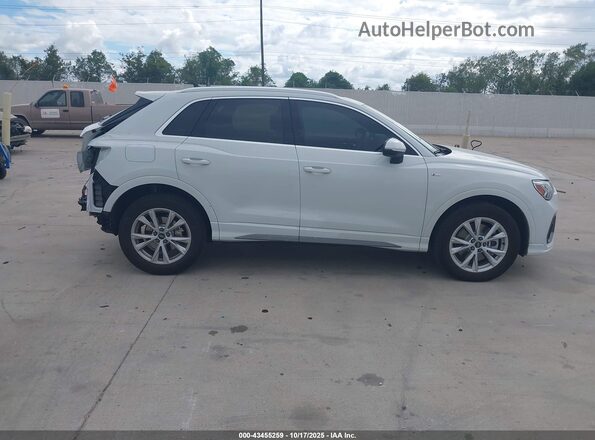 WA1EECF34S1083708 2025 AUDI Q3 Белый Вид задней части салона