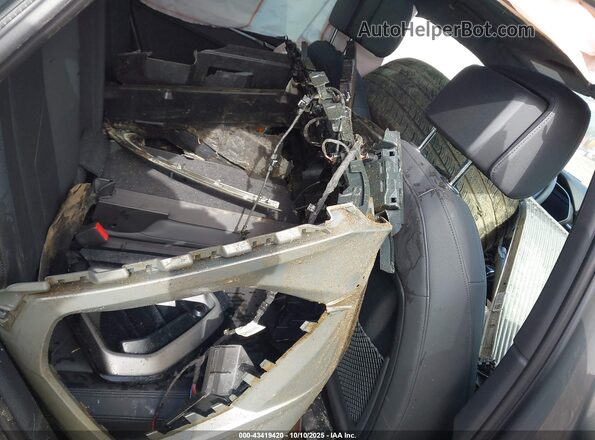 WA1EECF3XN1088898 2022 AUDI Q3 Gray Vista del salpicadero