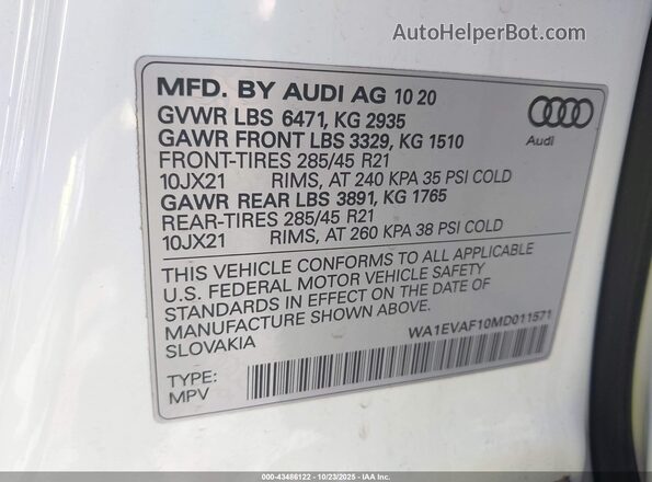 WA1EVAF10MD011571 2021 AUDI Q8 White Widok komory silnika