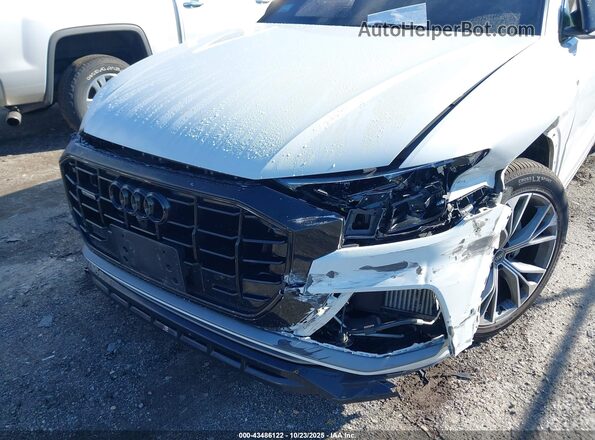 WA1EVAF10MD011571 2021 AUDI Q8 White Widok z przodu