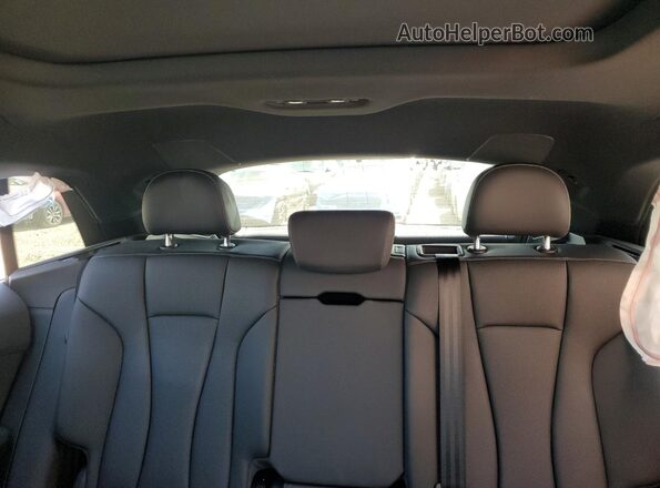 WA1EVAF14MD012139 2021 AUDI Q8 Black Vista de los asientos traseros