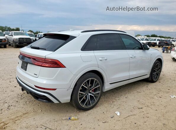WA1EVBF11PD012982 2023 AUDI Q8 Белый Задняя правая четверть