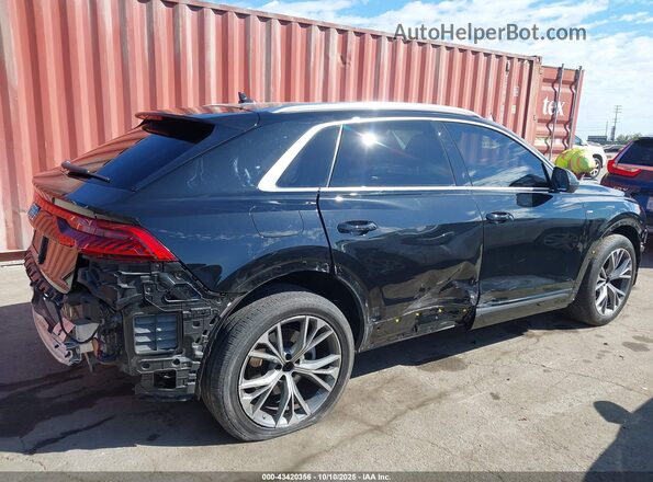 WA1EVBF18PD000876 2023 AUDI Q8 Black Widok z przodu