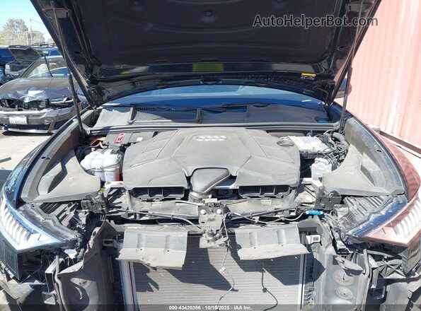 WA1EVBF18PD000876 2023 AUDI Q8 Black Widok z tyłu