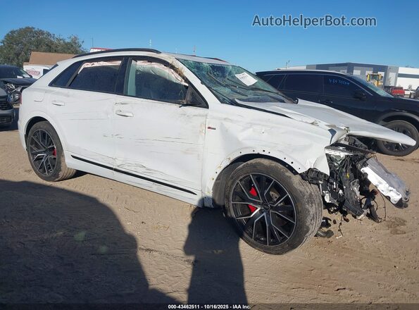 WA1FVBF15ND034257 2022 AUDI Q8 Белый Передняя правая четверть
