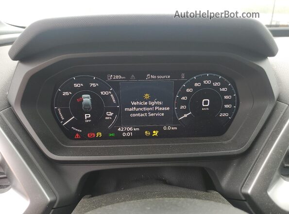 WA1G2AFZ3RP012730 2024 AUDI Q4 White Widok zestawu wskaźników