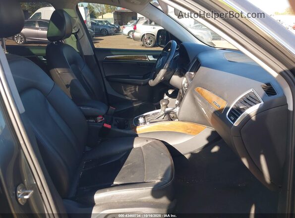 WA1L2AFP8HA086997 2017 AUDI Q5 Gray Widok wnętrza z przodu