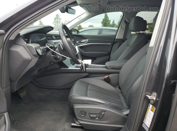 WA1LAAGE2MB004265 2021 AUDI E-TRON Gray Vista interior delantera