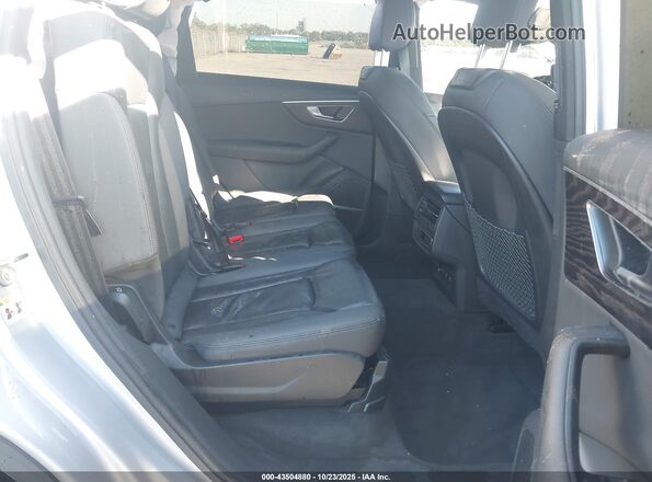 WA1LJAF79MD024777 2021 AUDI Q7 Silver Вид наклейки з VIN-кодом