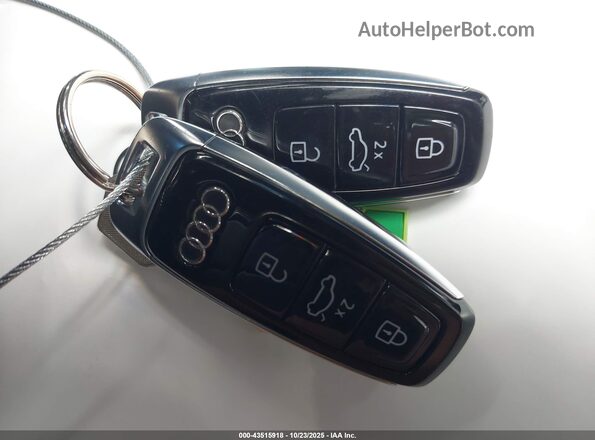 WA1LXAF75MD024452 2021 AUDI Q7 Blue Вид панелі приладів