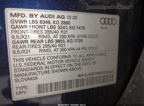 WA1LXAF75MD024452 2021 AUDI Q7 Blue Вид підкапотного простору