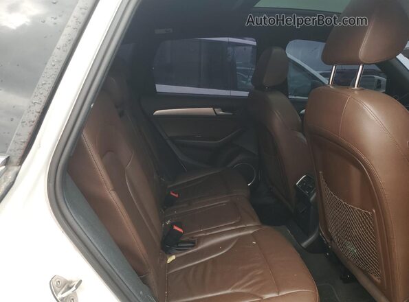 WA1M2AFP6HA056224 2017 AUDI Q5 White Սալոնի հետևի տեսք