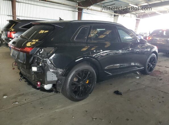 WA1VABGE2PB008061 2023 AUDI E-TRON Черный Задняя правая четверть