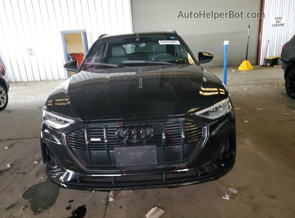 WA1VABGE2PB008061 2023 AUDI E-TRON Черный Вид спереди