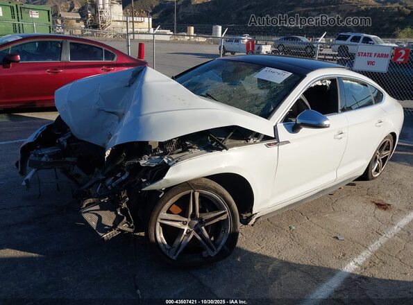 WAUB4CF54KA016729 2019 AUDI S5 Белый Передняя левая четверть