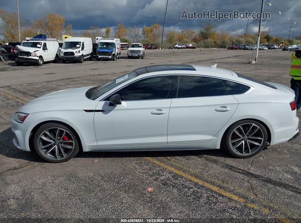 WAUB4CF55JA075559 2018 AUDI S5 White Vista interior de 360 grados
