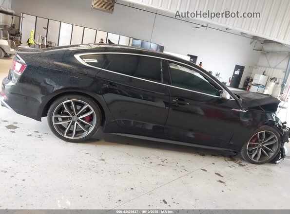 WAUB4CF5XJA017138 2018 AUDI S5 Black Widok wnętrza z tyłu
