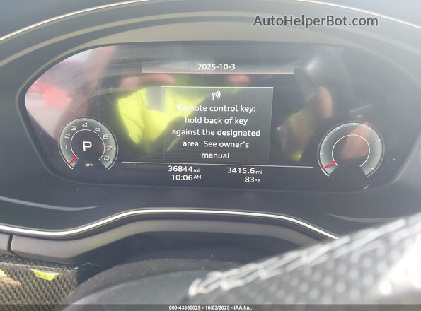 WAUC4CF58NA032425 2022 AUDI S5 Blue Widok tylnych siedzeń